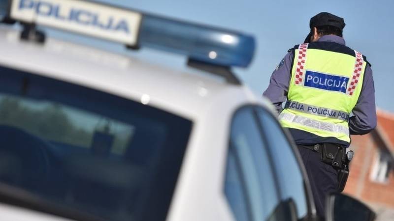 Sud ponavljaču oduzeo auto: Zagrebačka policija zaustavila ga bez vozačke i sa streljivom