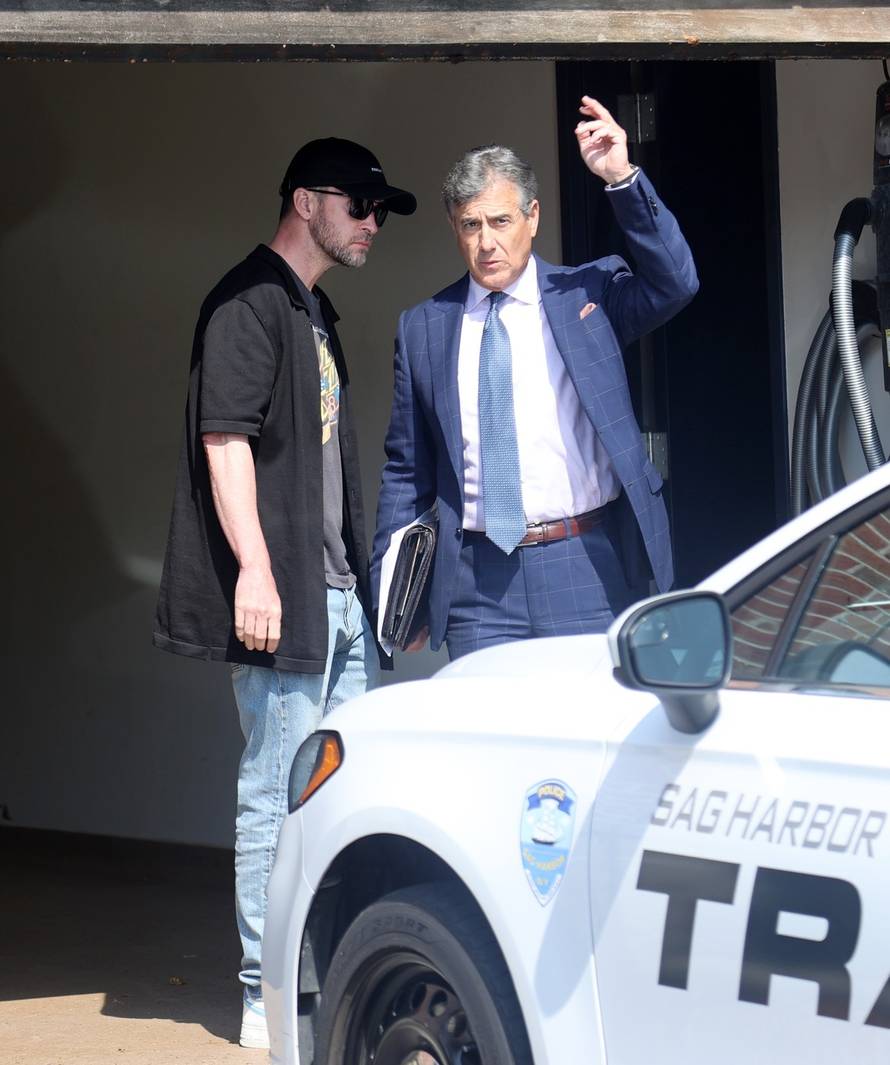 EXCLUSIVE Justin Timberlake leaves a police station in The Hamptons