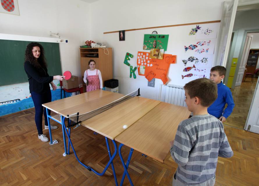 "Svima nam je jako žao što će se naša mala škola zatvoriti..."