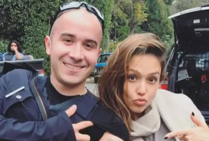 Jessica Alba u šoku: Policajac je tetovirao njezino lice na ruci