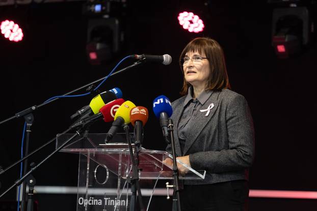 Otvoren 17. Internacionalni sajam pršuta u Tinjanu