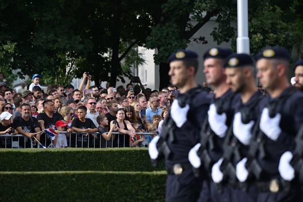 Zagreb: Svečani vojni mimohod u povodu 30 godina VRO Oluja