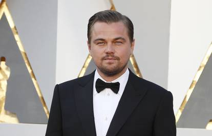 Leonardo DiCaprio nastavlja niz:  Ponovo ljubi manekenku