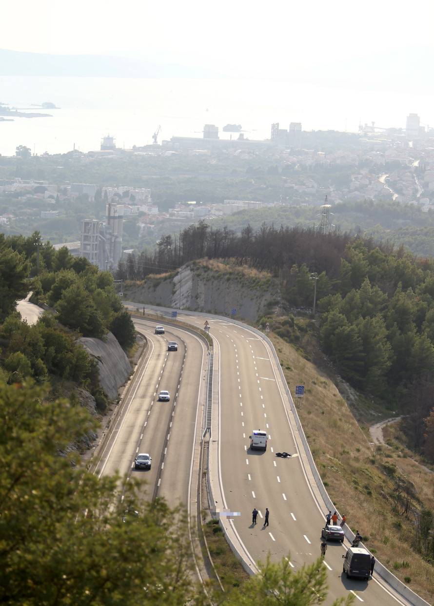 Teška nesreća kod Klisa: Zabio se u ogradu  motorom i poginuo