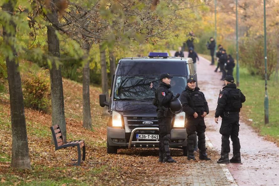 Sarajevo: Velik broj policije kod dvorane Zetra gdje će biti odigrana utakmica Eurolige između Dubaija i izraelskog Hapoela