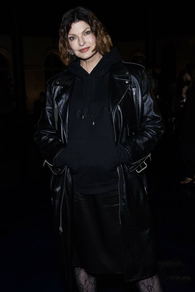 Linda Evangelista attends SAINT LAURENT Spring/Summer 2025 Runway during Paris Fashion Week on September 2024 - Paris, France, 24/09/2024
