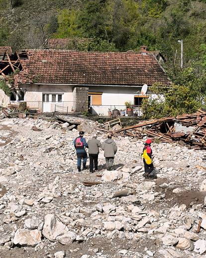 FOTO Jablanica: 100 slika tuge