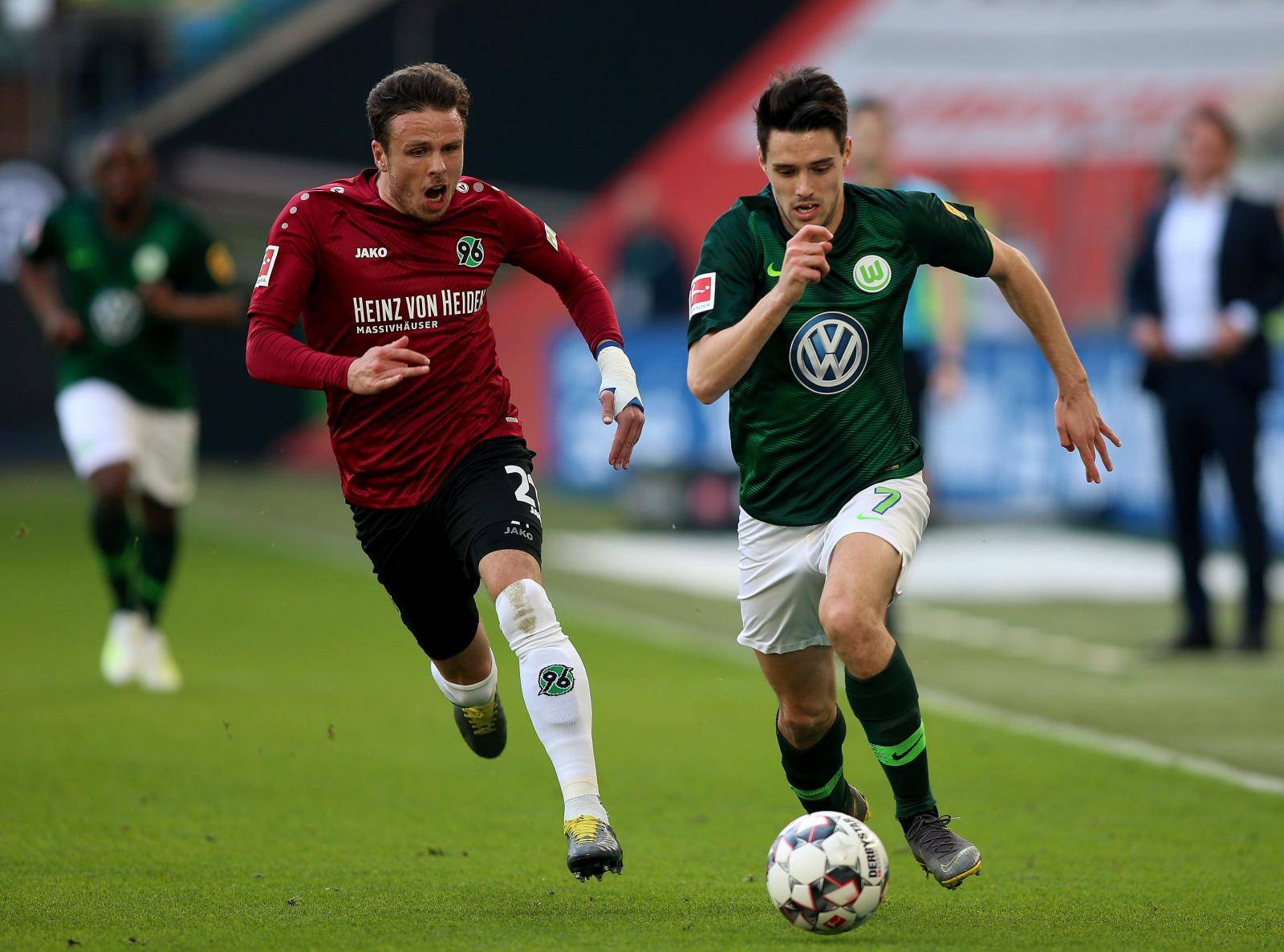 Wolfsburg, firo: 06.04.2019 Football, 1.Bundesliga, season 2018/2019 VfL Wolfsburg - Hanover 96,