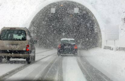 Meteorolozi objavili dugoročnu prognozu za zimu: Evo što nas čeka u sljedećim mjesecima...