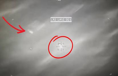 ŠOKANTNA SNIMKA Američki projektil pogodio NLO?! Samo se odbio: 'Što je dovraga ovo?'