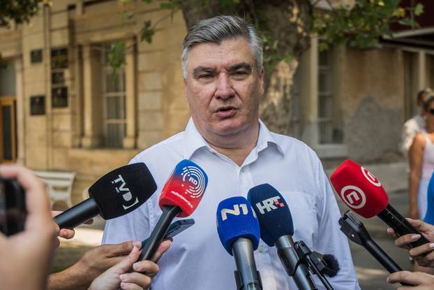 Zoran Milanović dao je izjavu nakon sastanka u Gradskom poglavarstvu Omiša