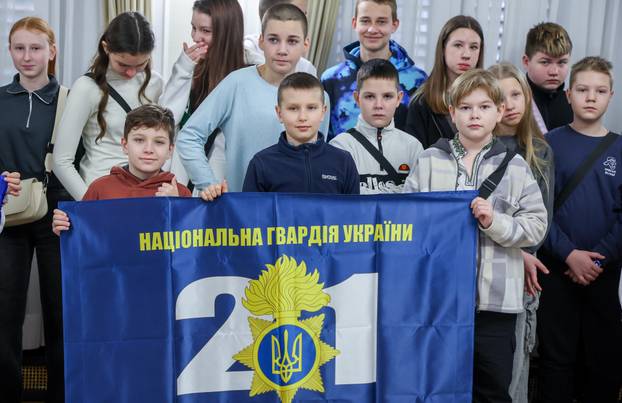 Zagreb: Andrej Plenković primio ukrajinsku djecu koja borave u Hrvatskoj na psihosocijalnoj edukaciji