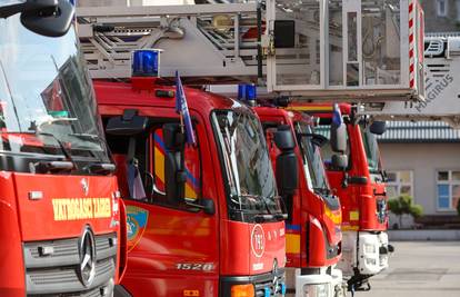 Na parkiralištu  u Hrvatskom Leskovcu požar zahvatio više vozila! 'Nije bilo ozlijeđenih...'