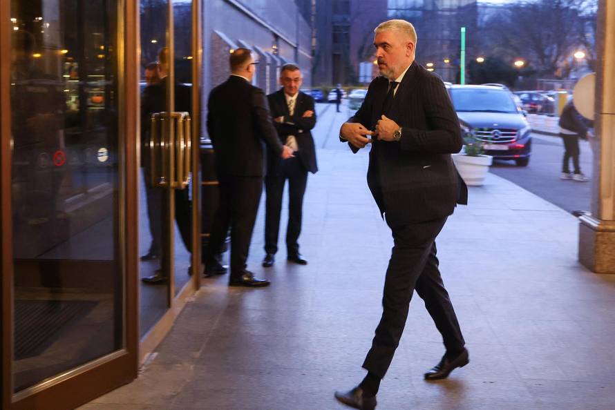 Zagreb: Dolazak uzvanika na svadbu Marijana Kustića i Nike Perenčević