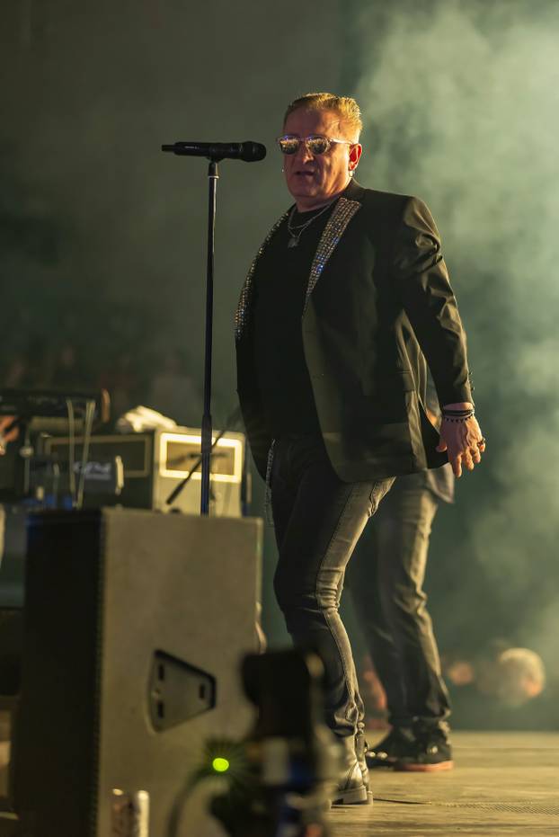 Osijek : Koncert Prljavog kazališta u SD Gradski vrt