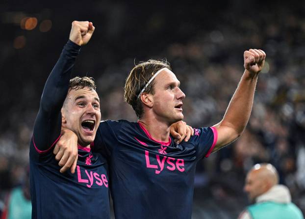 UEFA Champions League - Viking v Bayern Munich