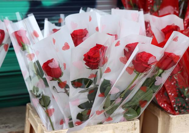 Šibenik: Prodaja cvije?a za Valentinovo
