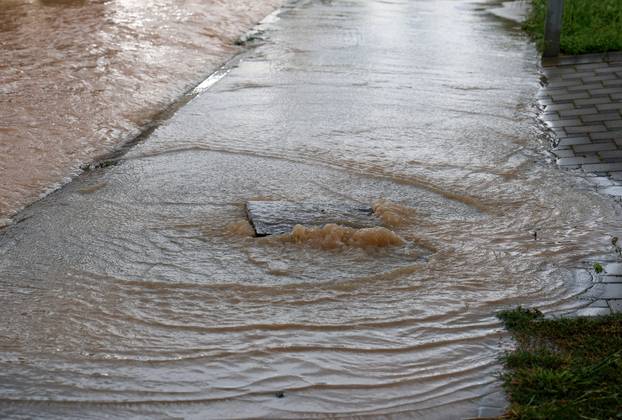 Potopljene ulice Medulina nakon jakog nevremena