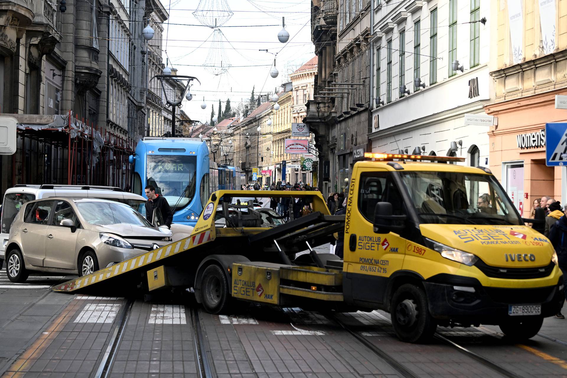 Zagreb: Prometna nesreća uzrokovala kratkotrajni zastoj tramvaja 