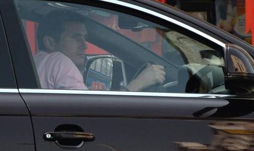 Sun: Frank Lampard na sudu zbog jurnjave automobilom