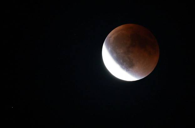 Total lunar eclipse in Cairo