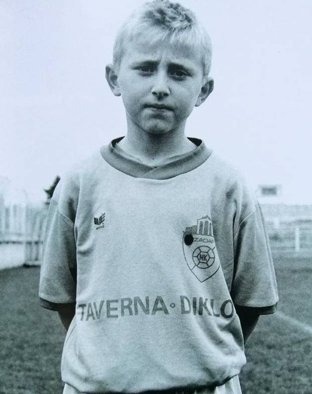 FOTO Čuvao je ovce na planini, živio s 23 kune dnevno i bio neuhranjen. Prepoznajete li ga?