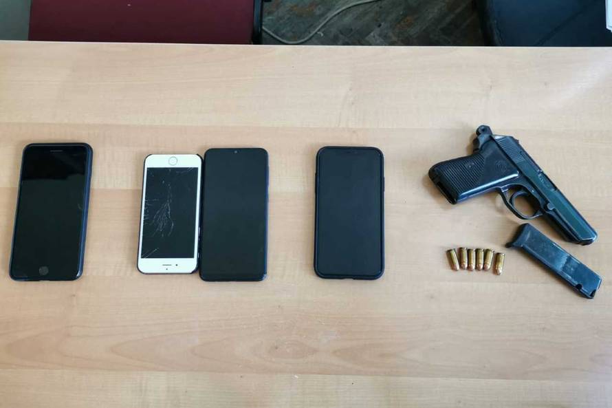 Uhitili bandu dilera: Mladić (24) osmislio pakleni plan, heroin i 'travu' su sakrili u suhozidima