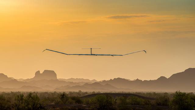 Solarni avion mogao bi ostati mjesecima u zraku i osigurati internet za milijarde ljudi