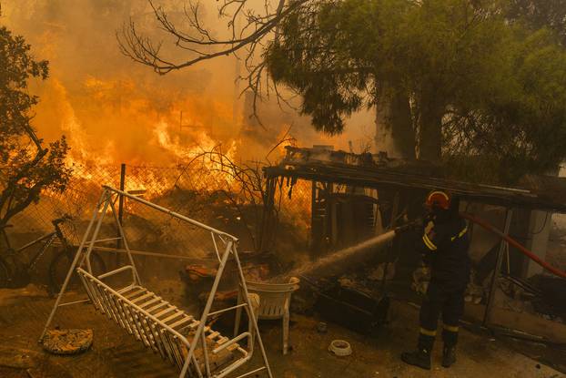 Major fire near Athens