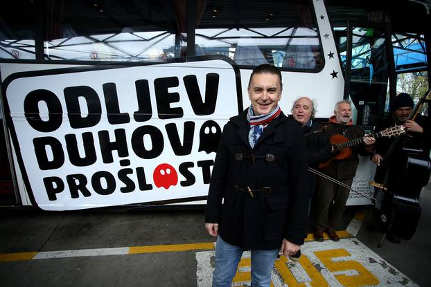 Zagreb: Kreativci za bolje sutra poslali duhove prošlosti autobusom van Hrvatske