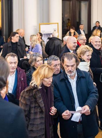 Zagreb: Poznati na premijeri predstave "Trilogija o Agamemnonu 2.0"