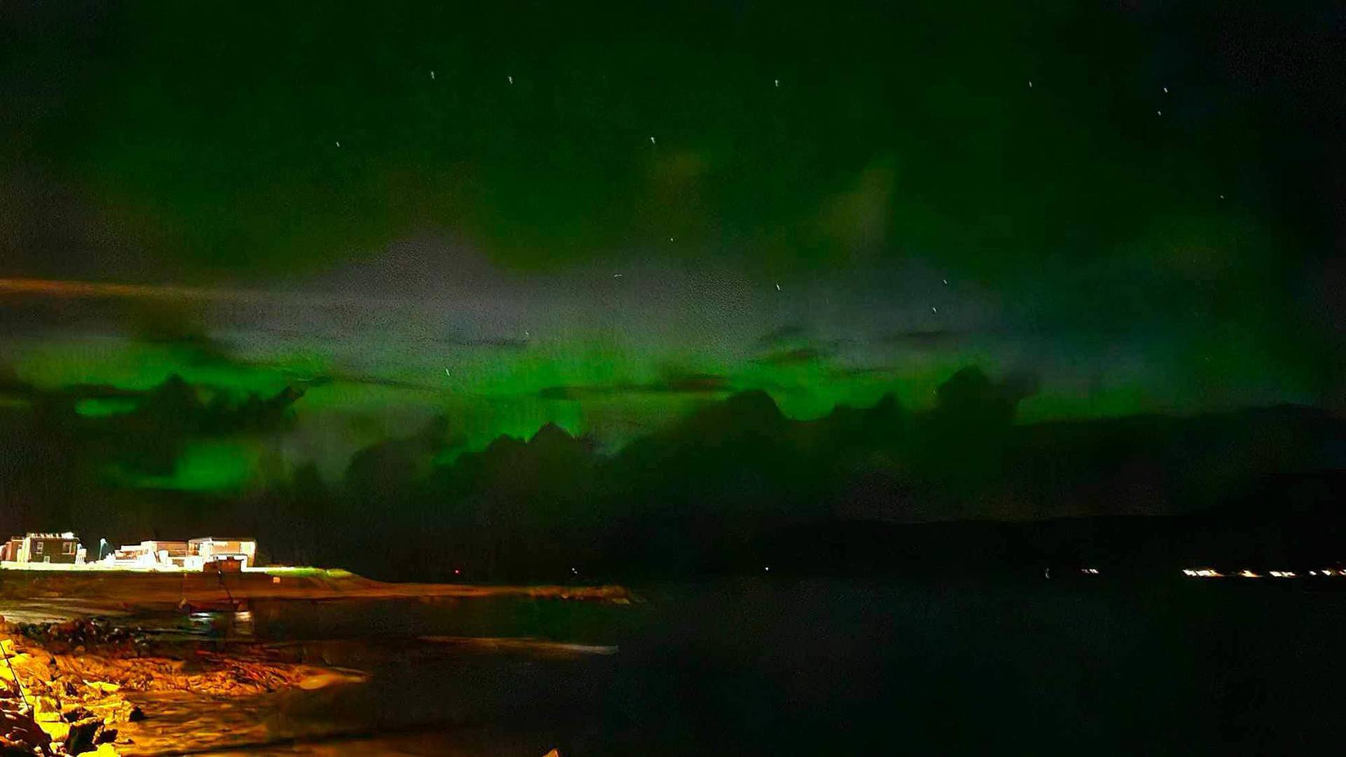 Pogledajte fotografije Aurore borealis iznad Dalmacije: Bila je večeras vidljiva diljem Europe