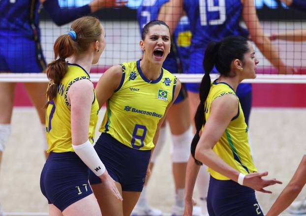 Women's World Championships - Semi Final - Italy v Brazil