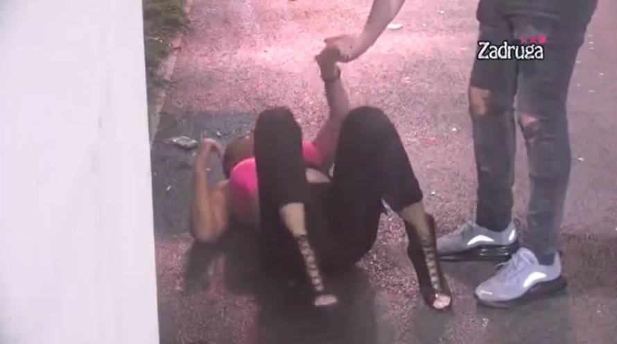 Drama u Zadruzi: Luna vrištala na sav glas, iznosili su je van...