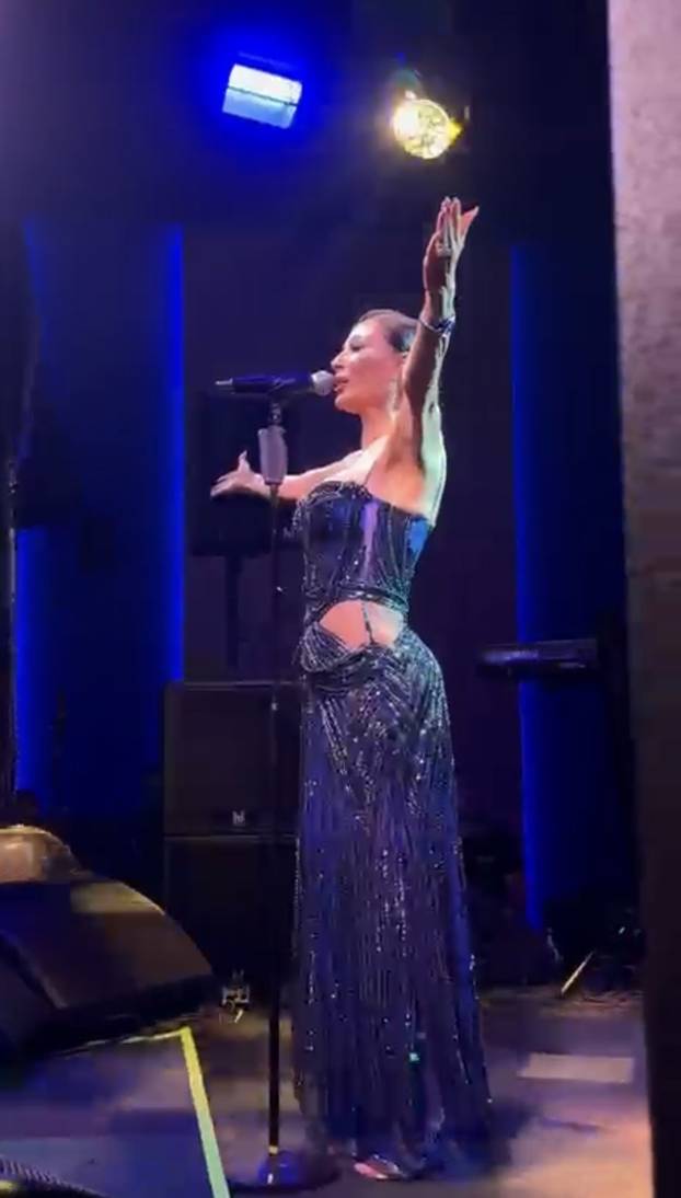 FOTO Evo kako bjegunac Mamić trga košulju, ljubi ruku udovici zločinca i bogato kiti tamburaše