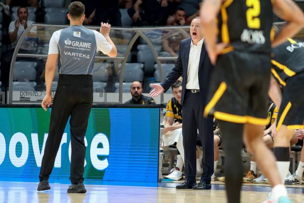 Zadar goes for a new victory and Split by Break. Yusup begs: without pyrotechnics and let him win the better