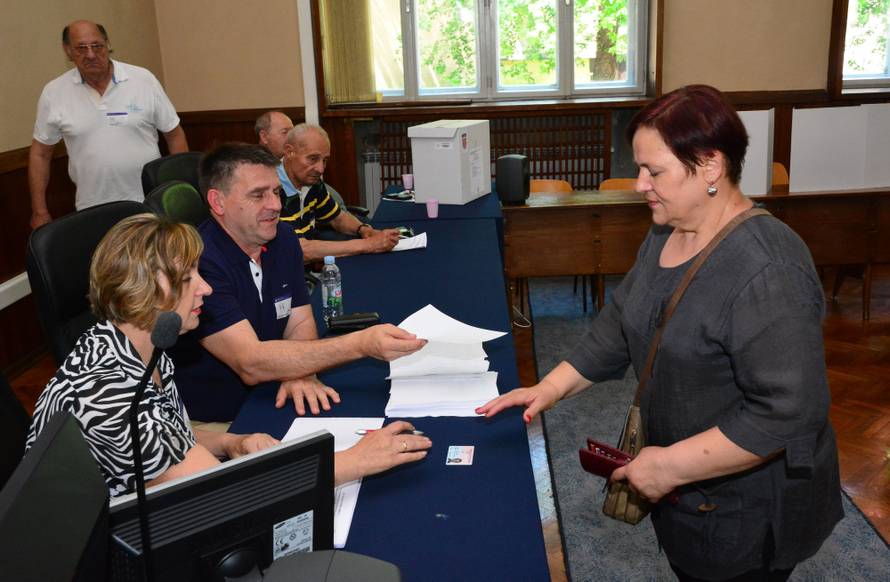 Isti broj glasova: Jedan grad ni nakon drugog kruga nema šefa