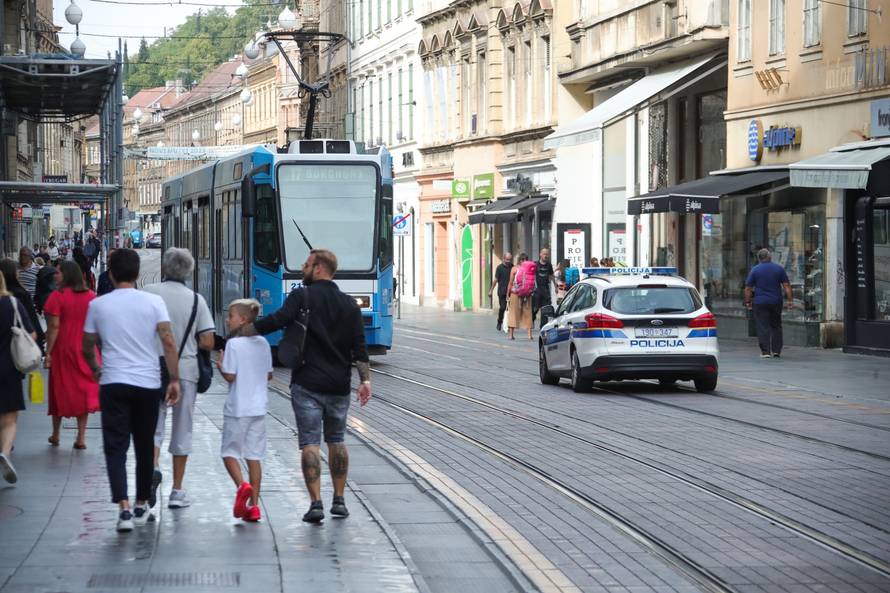 Zagreb: Jako policijsko osiguranje u centru grada uoči utakmice Dinama i West Hama