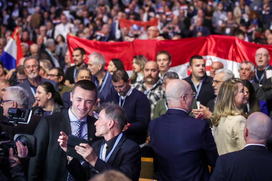 Zagreb: Veliki predizborni skup Domovinskog pokreta u KC Vatroslav Lisinski 