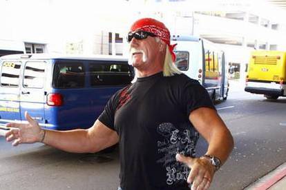 Hulk Hogan: Stavio sam si pištolj u usta i htio se ubiti