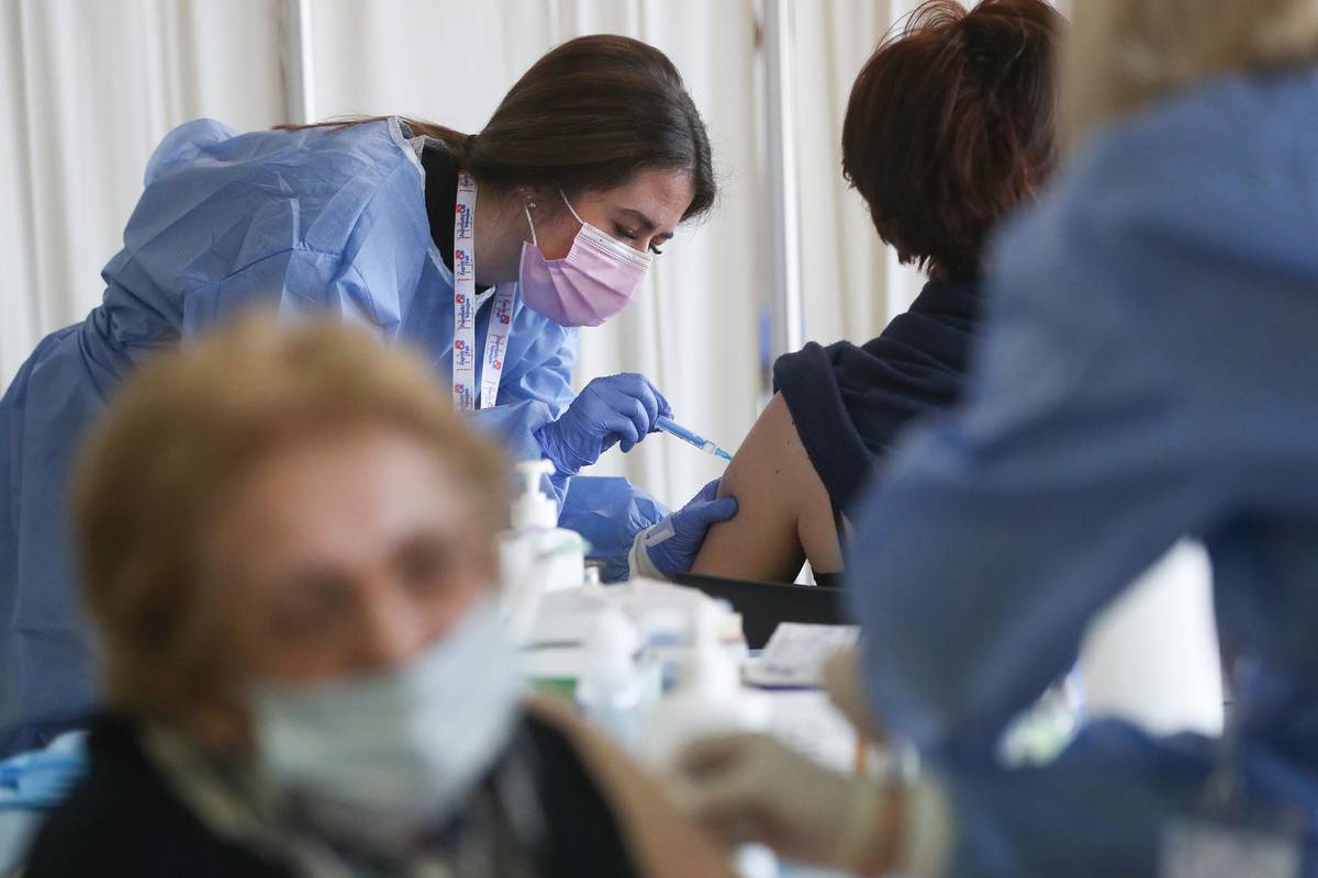 Cijepljenje u Hrvatskoj: Jedna teška nuspojava na 80.000 doza, cijepljeno 707.057 ljudi