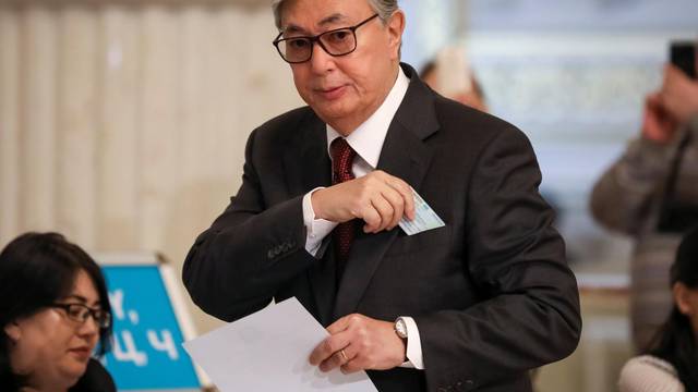 Kassym-Jomart Tokayev, Kazakhstan's President and presidential candidate, votes during presidential election in Nur-Sultan