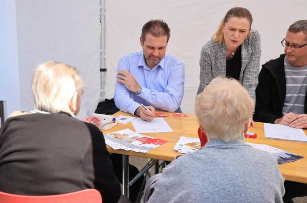 Zagreb: Obilježavanje Svjetskog dana zdravlja na Trgu bana Josipa Jelačića