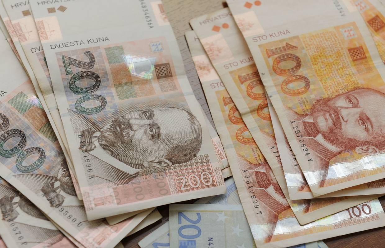 Od 1. srpnja opet naknada na bankomatima drugih banaka