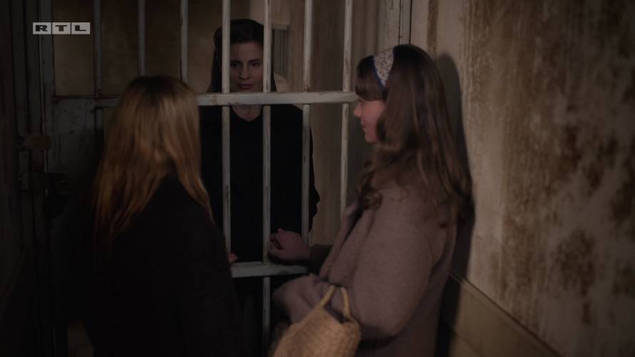 Što će biti u seriji Divlje pčele danas? Kata je u pritvoru!