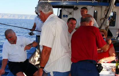 S. Mesić uhvatio kilogram ribe i sve ih vratio u more