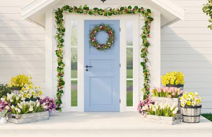 Nekoliko ideja kako osvježiti ulazna vrata u proljetnom stilu
