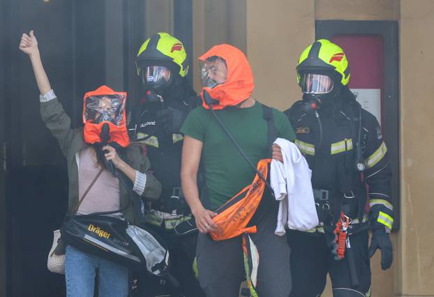 Zagreb: U Hrvatskom narodnom kazalištu održana vježba evakuacije i spašavanja
