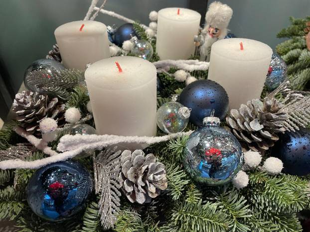 FOTO Pogledajte kakvih sve vjenčića ima po Zagrebu, neki 'dizajnerski' dođu i 400 eura