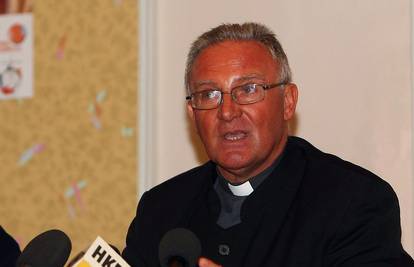 Žrtva seksualnog zlostavljanja svećenika: 'Ovo je demon, a sve je počelo sa sedam godina'